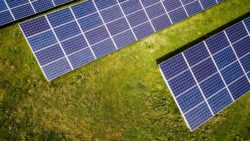 Leia mais sobre o artigo Fazendas solares já estão em quase 4 mil propriedades rurais no Brasil