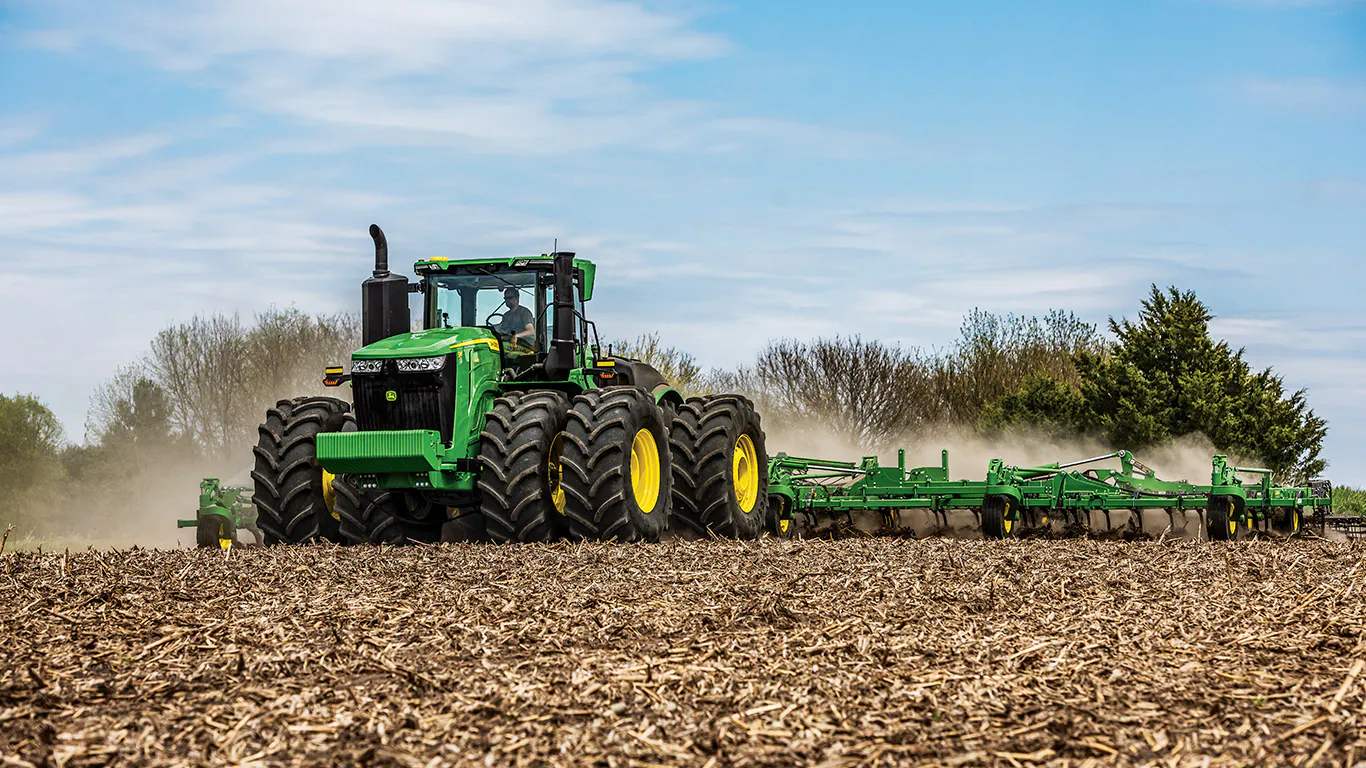 1958 x 2022: o que mudou nos tratores e como eles viraram vitrines da  evolução tecnológica no agro, Agrishow 2022