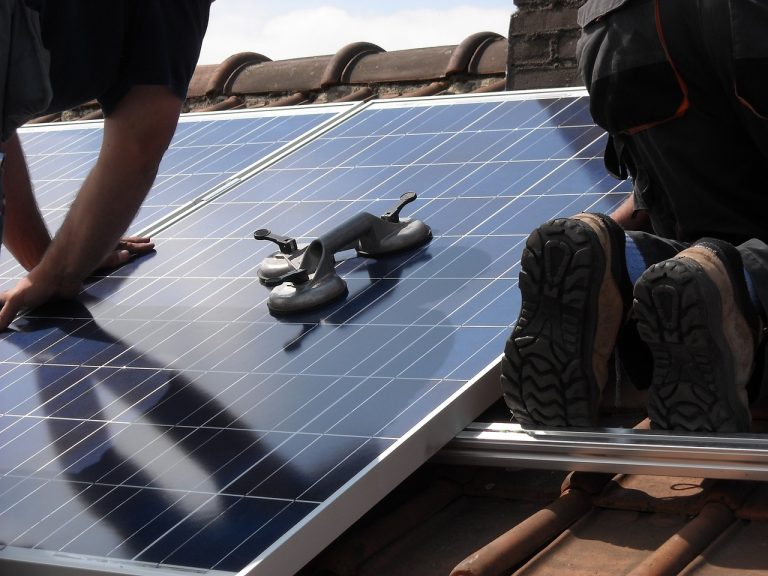 Investimentos em energia solar crescem no Brasil