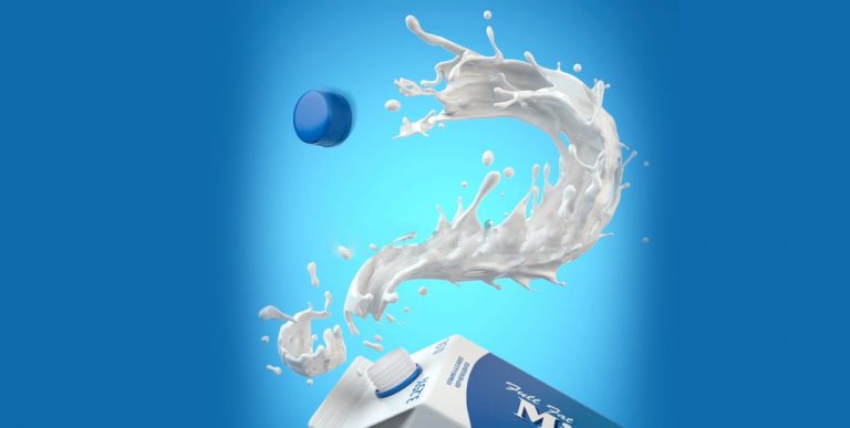 Splash de leite formando um ponto de interrogação