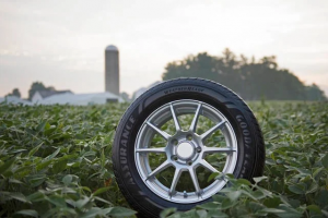 Leia mais sobre o artigo Novo pneu feito com óleo de soja e casca de arroz pode rodar até 500 mil km