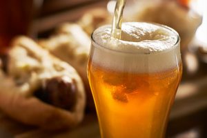 Leia mais sobre o artigo Conheça cerveja produzida a partir de água reciclada