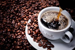 Leia mais sobre o artigo Da xícara à tomada: como a borra de café está energizando o futuro das baterias